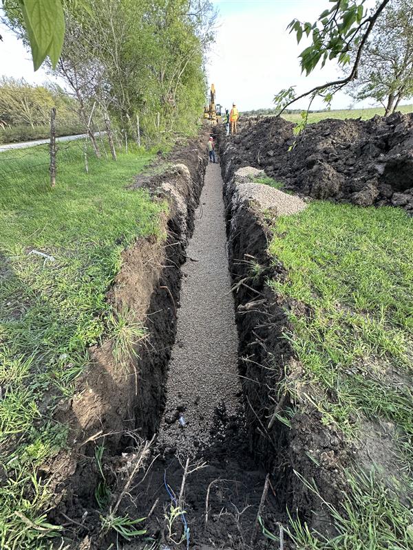 TWDB Project laying pipe