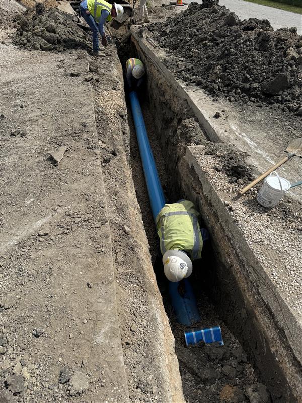 TWDB Project laying pipe